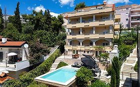 Villa Penava, Private Beach, Pool And 7Min To Trogir